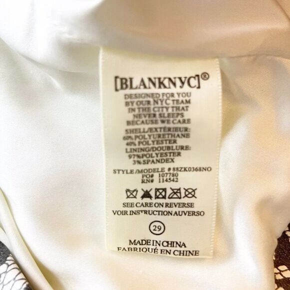 BlankNYC Mini Skirt Womens Size 29 Faux Leather Snakeskin Print Moto Zip Up - Picture 9 of 10